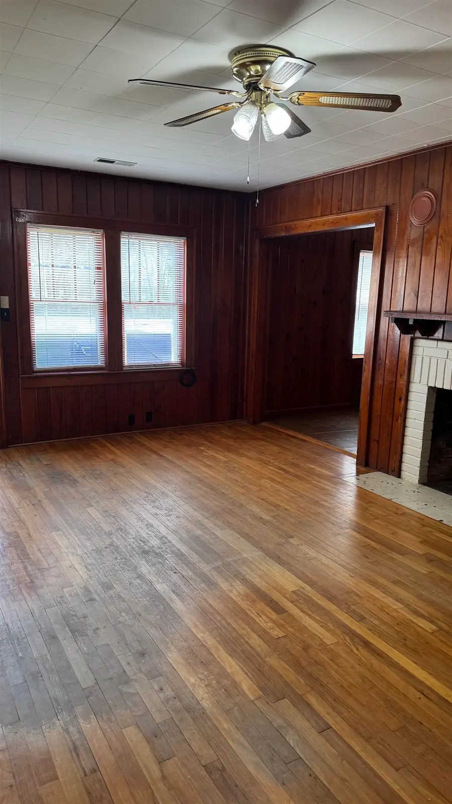 2015 Jackson Ave, Russellville, AL 35653 - #3