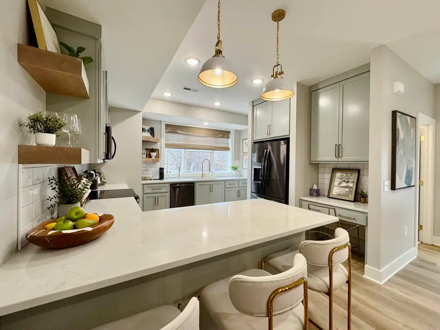 150 Poplar St, Florence, AL 35630 - #2