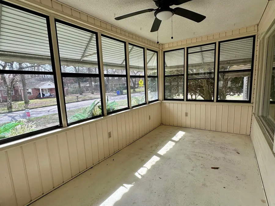 516 Cypress Mill Rd, Florence, AL 35630 - #3