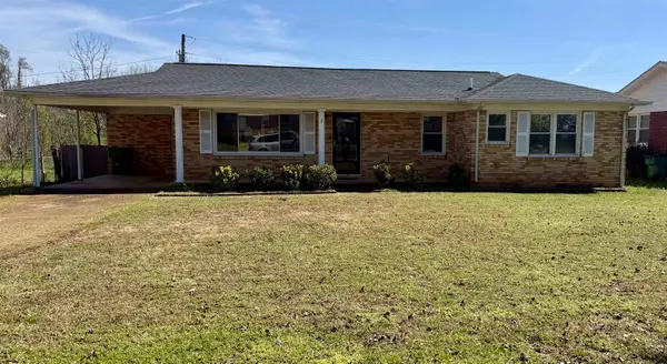 110 Emerald Dr, Tuscumbia, AL 35674