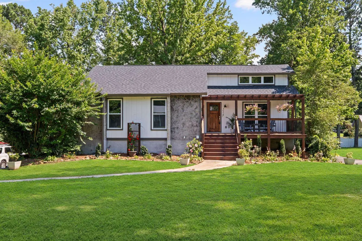 214 10th Ave, Arab, AL 35016 - #1