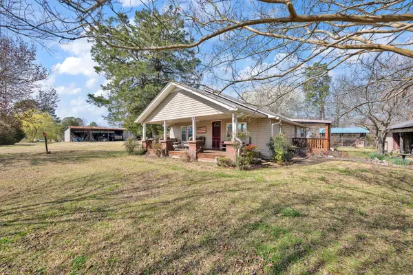 1544 Co Rd 831, Cullman, AL 35057