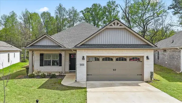1820 Anise Cir, Cullman, AL 35055