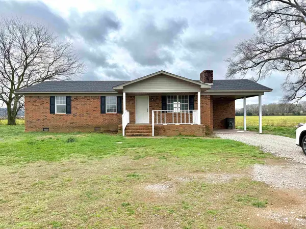 203 Allen Ln, Town Creek, AL 35672