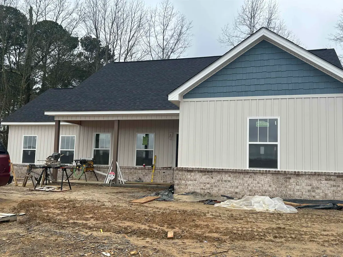 1011 7th St, Arab, AL 35016 - #1