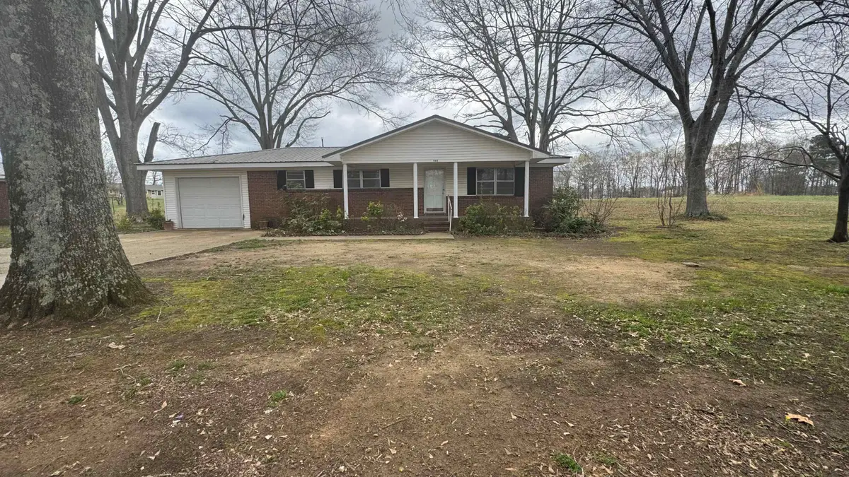 505 4th Ave, Red Bay, AL 35582 - #1