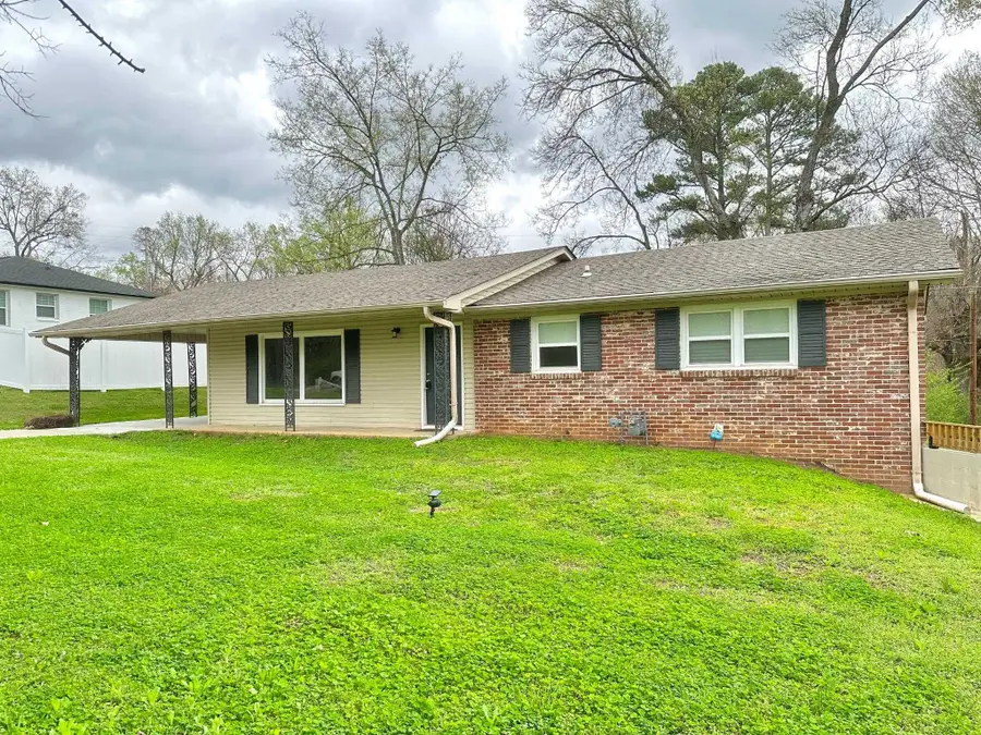 309 Wilson Dam Rd, Florence, AL 35630 - #2