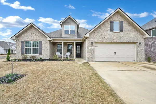 2063 Austin Dr, Cullman, AL 35058