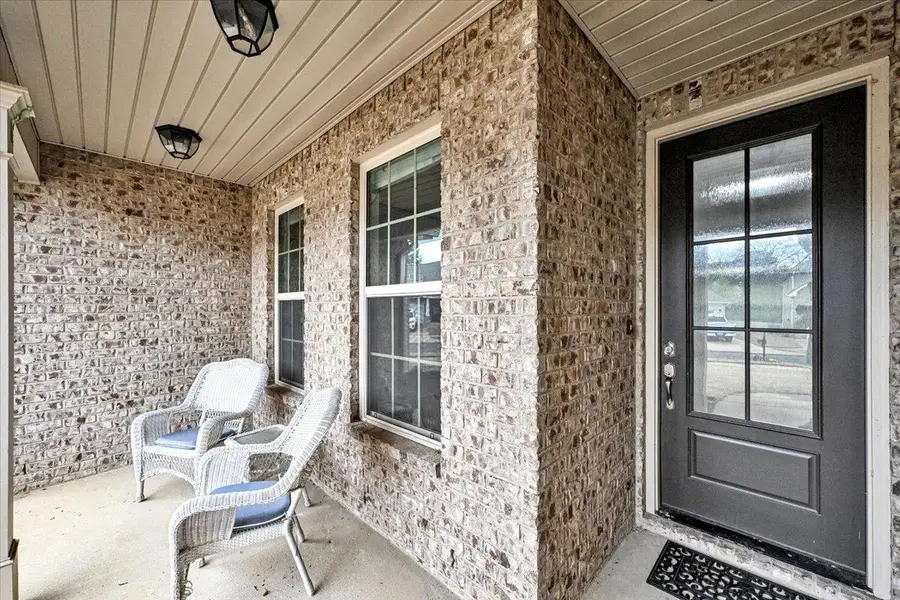 2063 Austin Dr, Cullman, AL 35058 - #2