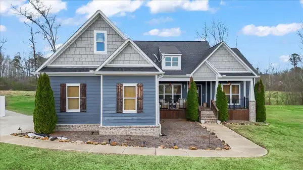 1844 Fox Meadow Tr, Cullman, AL 35055