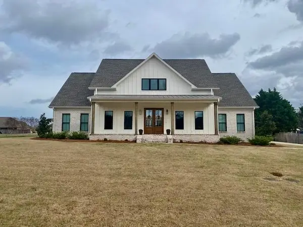 262 Maclin Cir, Tuscumbia, AL 35674