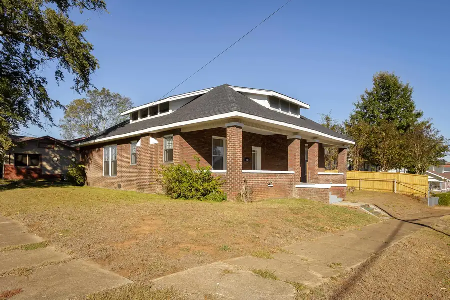 310 W 6th St, Tuscumbia, AL 35674 - #2