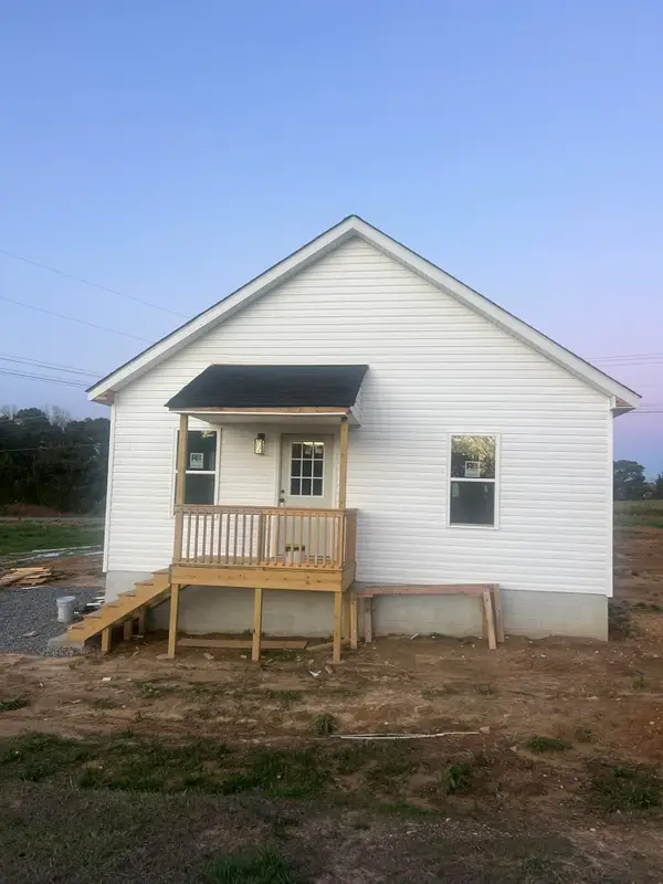 72 Co Rd 1372, Vinemont, AL 35179