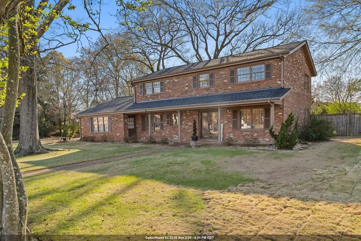 2217 Bower Dr, Florence, AL 35630 - #1