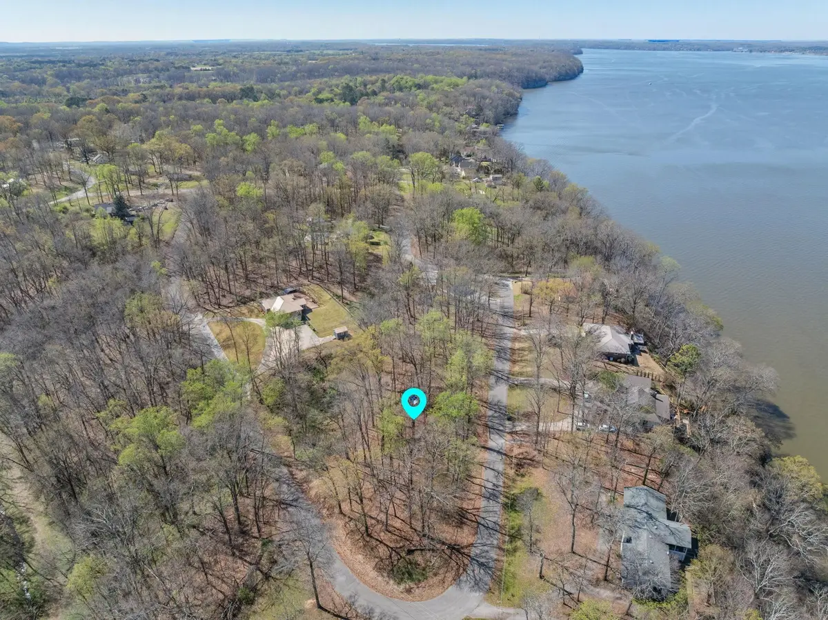 000 Ashmore Cir, Muscle Shoals, AL 35661 - #1