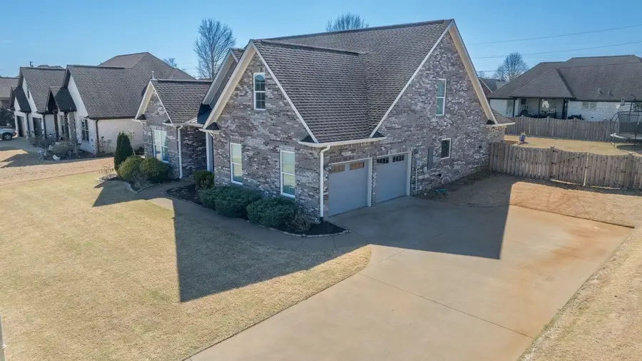 108 Sullivan Rd, Muscle Shoals, AL 35661 - #2