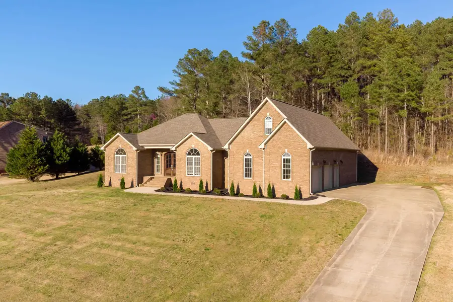 1227 Twin Pines Cir, Tuscumbia, AL 35674 - #3