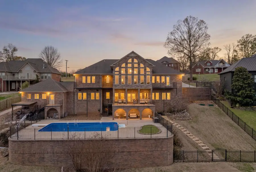 1424 Sky Park Rd, Florence, AL 35634 - #3