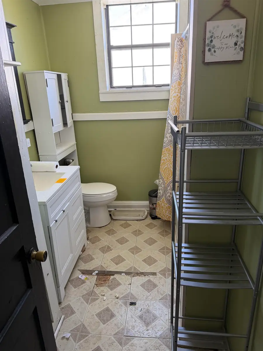 1008 E 1st St, Tuscumbia, AL 35674 - #2