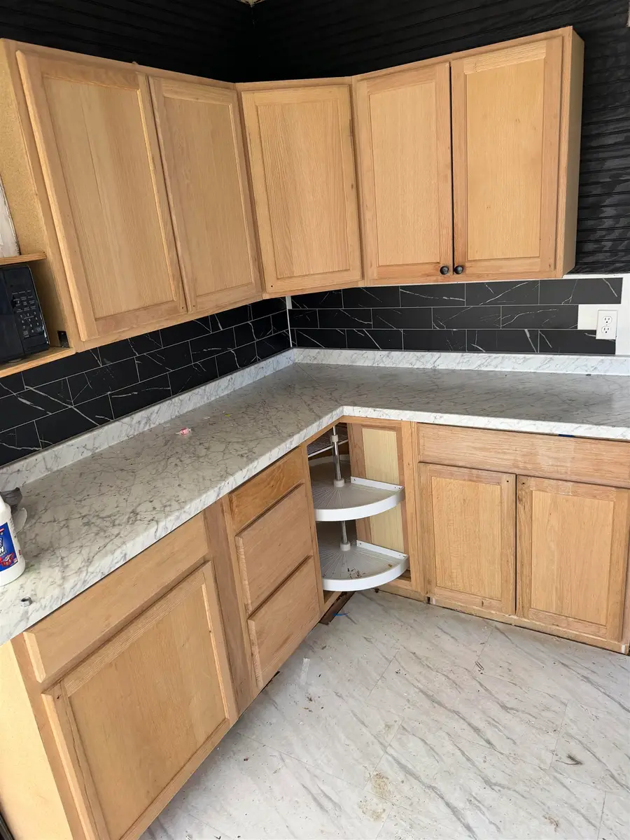 1008 E 1st St, Tuscumbia, AL 35674 - #3