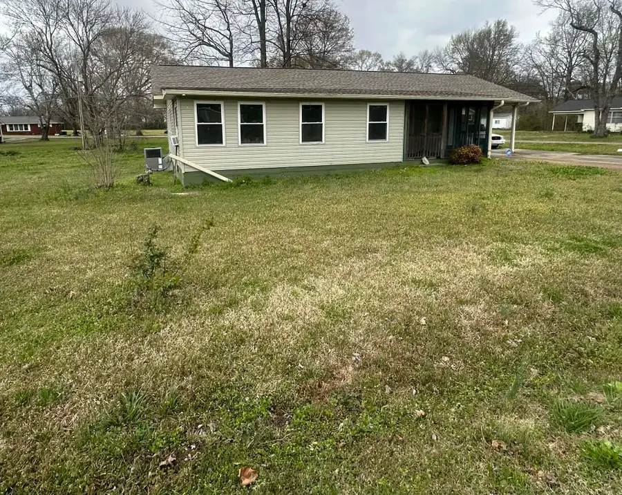 1565 Choctaw St, Cherokee, AL 35616 - #2