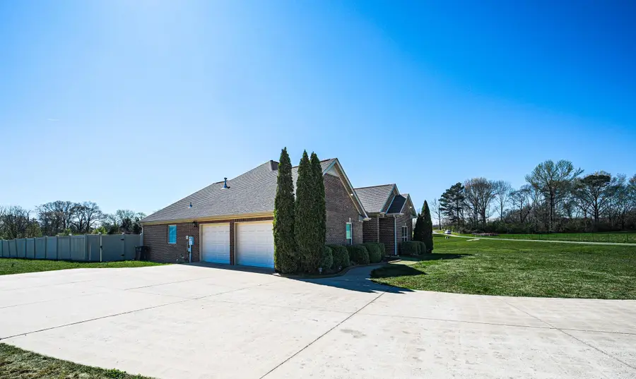 289 Bull Run, Killen, AL 35645 - #3