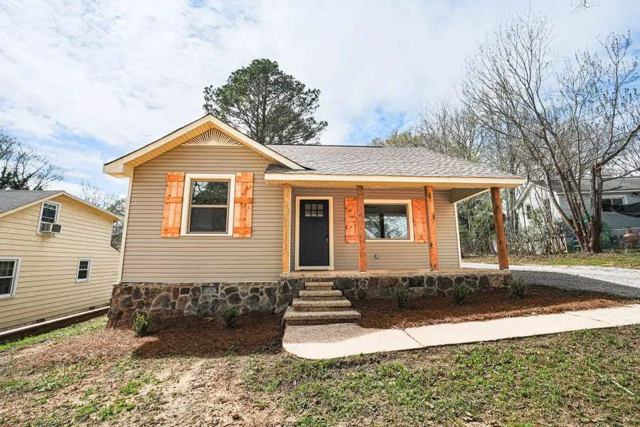 1217 Greer St, Sheffield, AL 35660 - #2