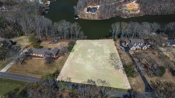 855 Turtle Cove Rd, Killen, AL 35645