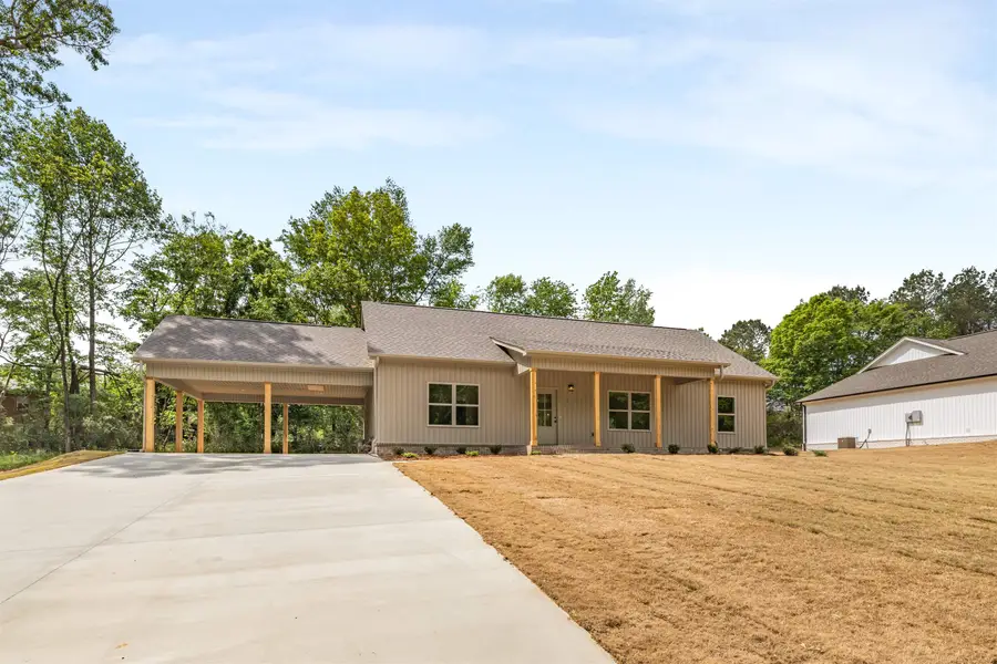 352 Elgin Hills Dr, Rogersville, AL 35652 - #2