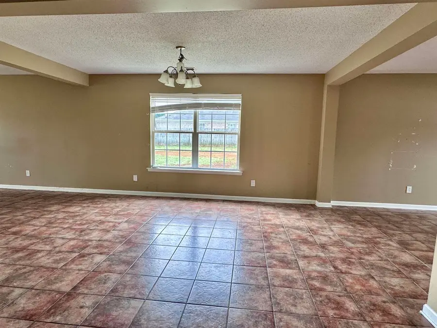 423 Jasmine Dr, Madison, AL 35757 - #3