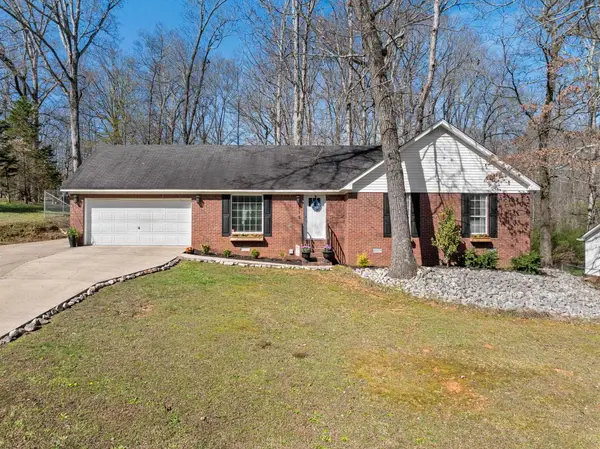 315 Shelia St, Florence, AL 35633