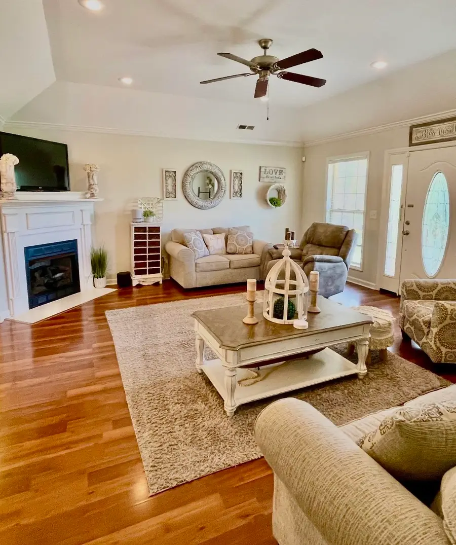 1600 Co Rd 7, Florence, AL 35633 - #3