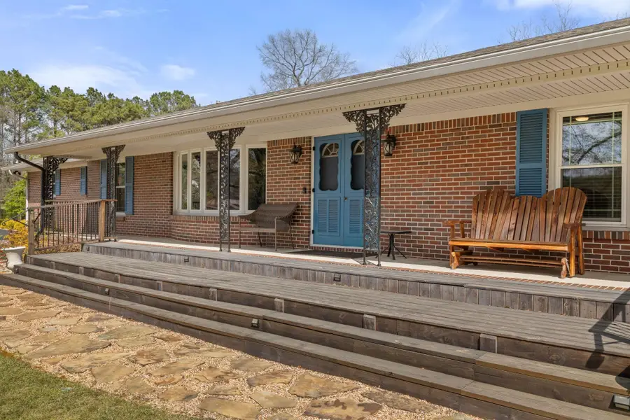 228 Highland St, Hanceville, AL 35077 - #2