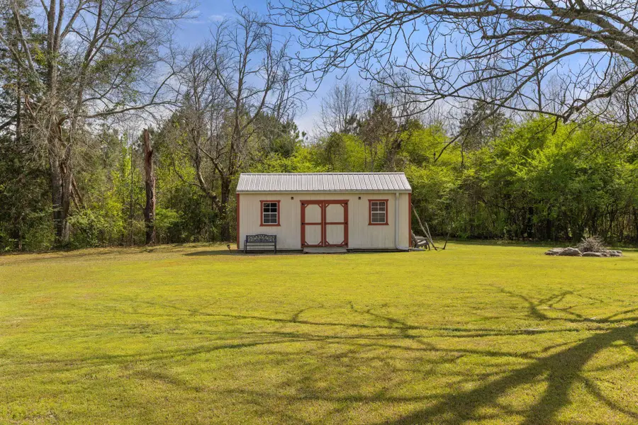 228 Highland St, Hanceville, AL 35077 - #3