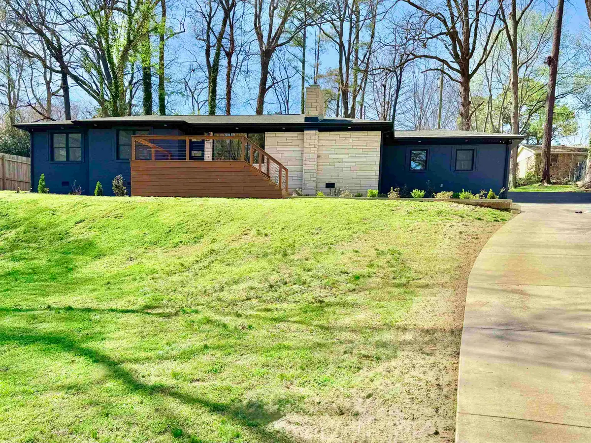 1115 Wildwood Park Rd, Florence, AL 35630 - #1