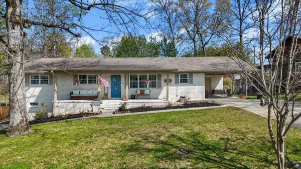 1221 Sheraton Rd, Cullman, AL 35055