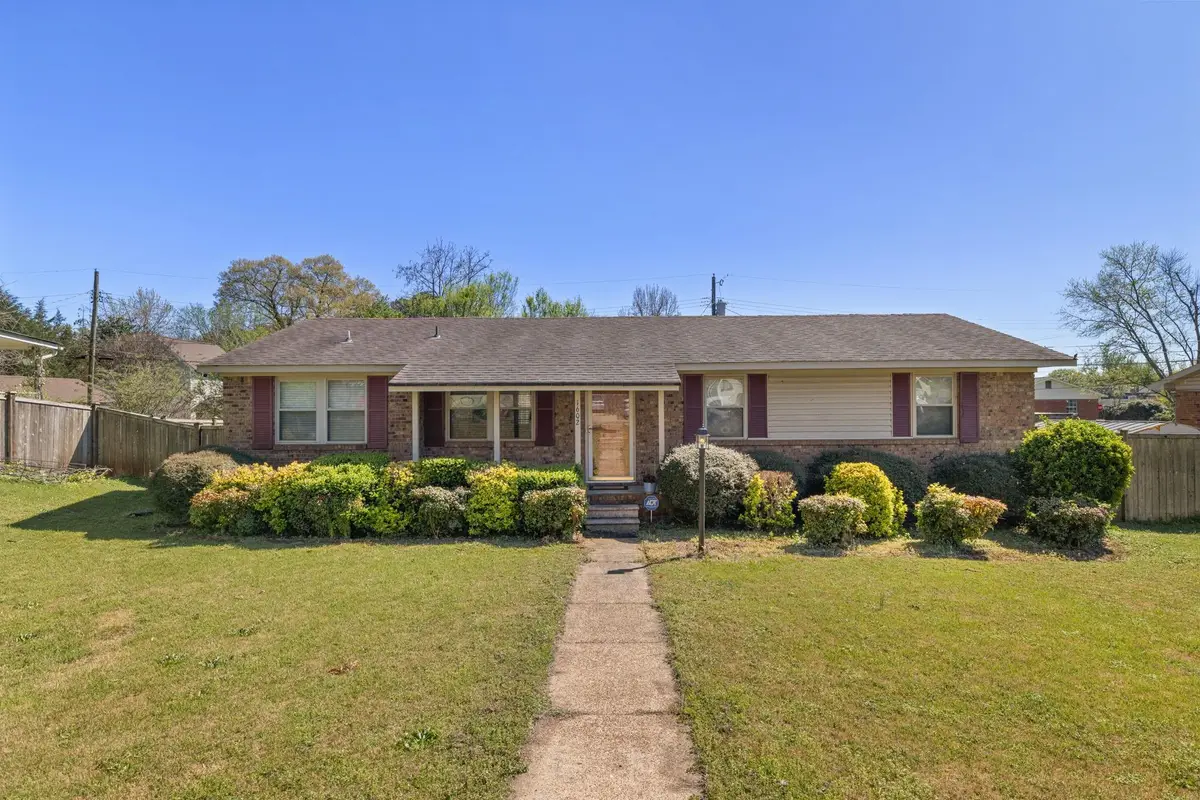 1602 Pinehurst Blvd, Sheffield, AL 35660 - #1