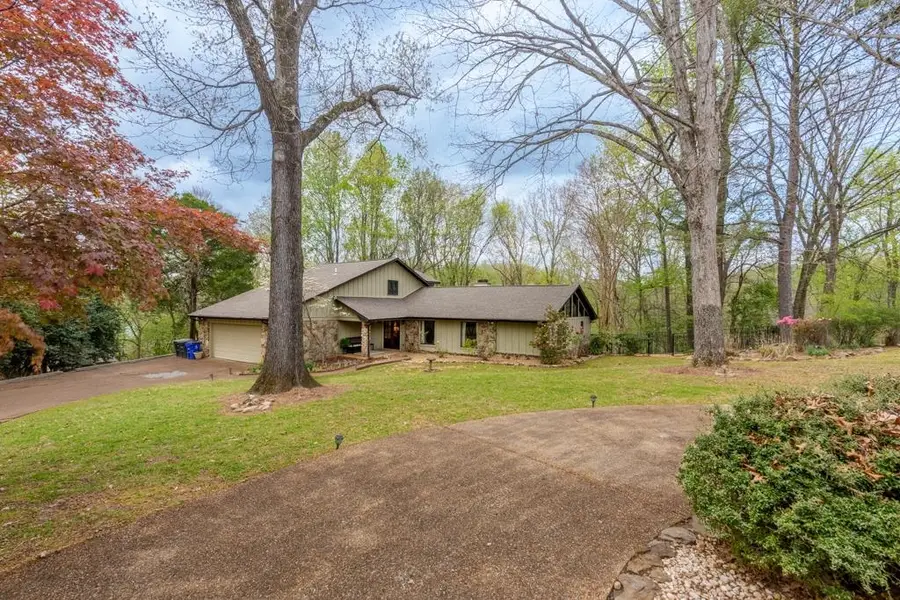 314 Doubletree Ln, Florence, AL 35634 - #2