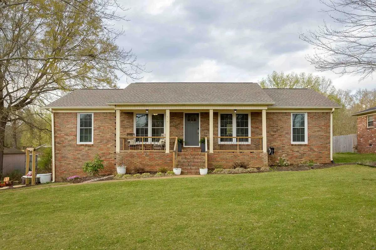 7205 Parkwood St, Florence, AL 35634 - #1