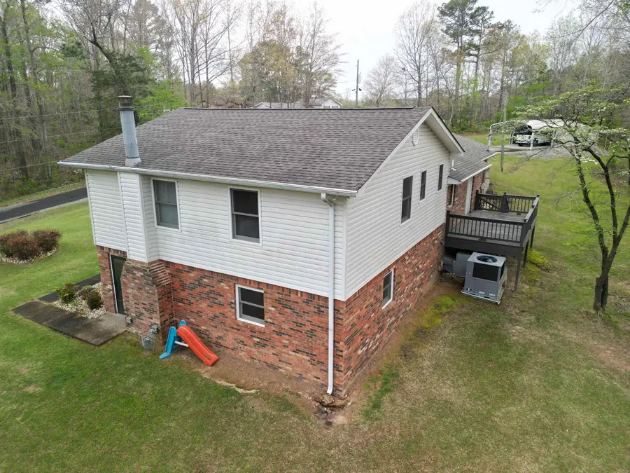 246 Walnut St, Hamilton, AL 35570 - #3