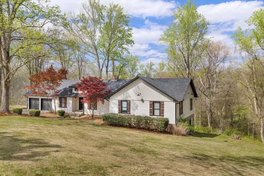 190 Beech Dr, Killen, AL 35645 - #2