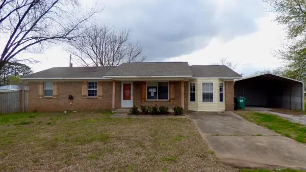 1308 Rush St, Tuscumbia, AL 35674