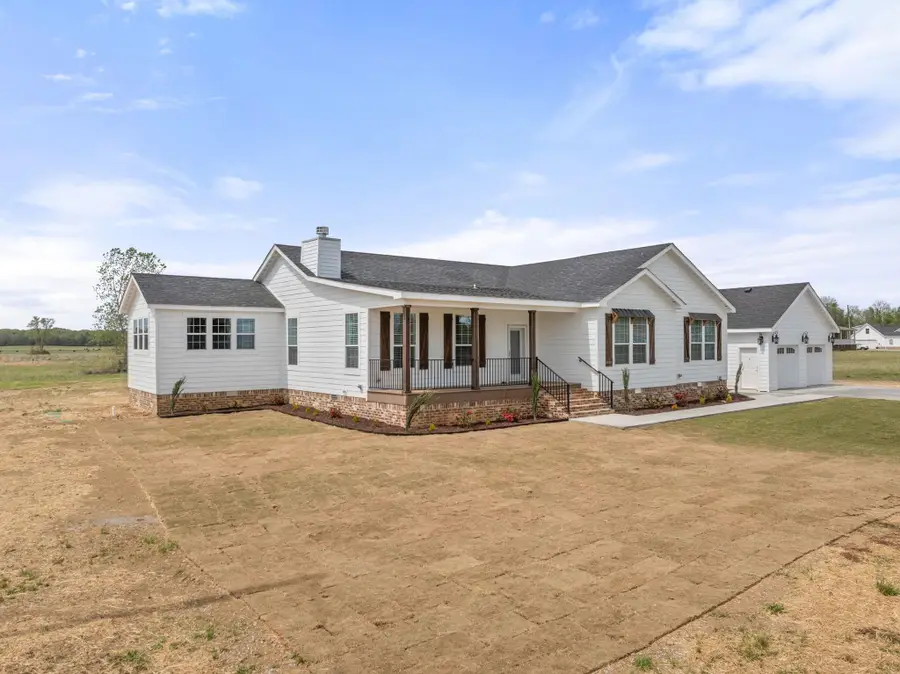 4439 Huckaby Bridge Rd, Falkville, AL 35622 - #3