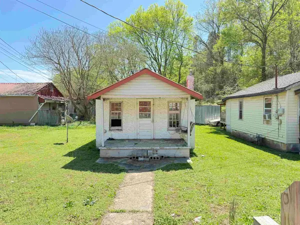 1224 Reeder St, Florence, AL 35630