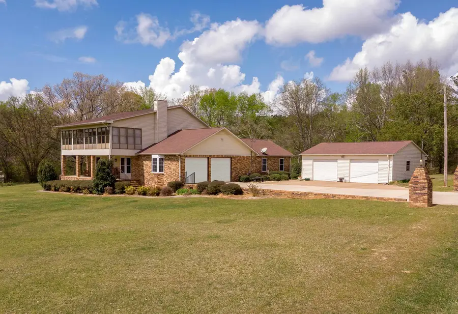 505 Osborn Hill Rd, Tuscumbia, AL 35674 - #2