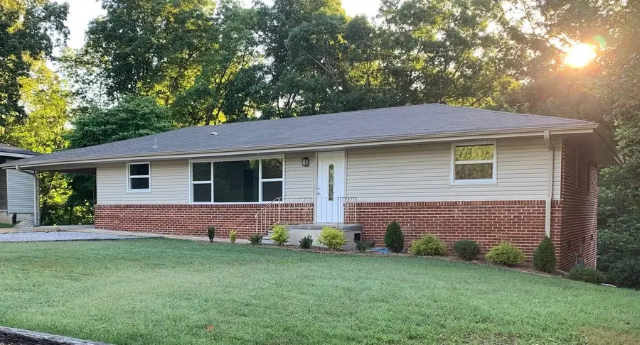 722 Dixie Ave, Florence, AL 35630 - #3