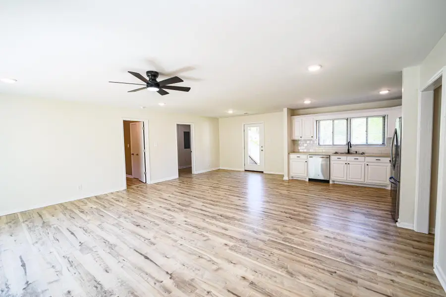 208 Roosevelt Ave, Florence, AL 35630 - #3