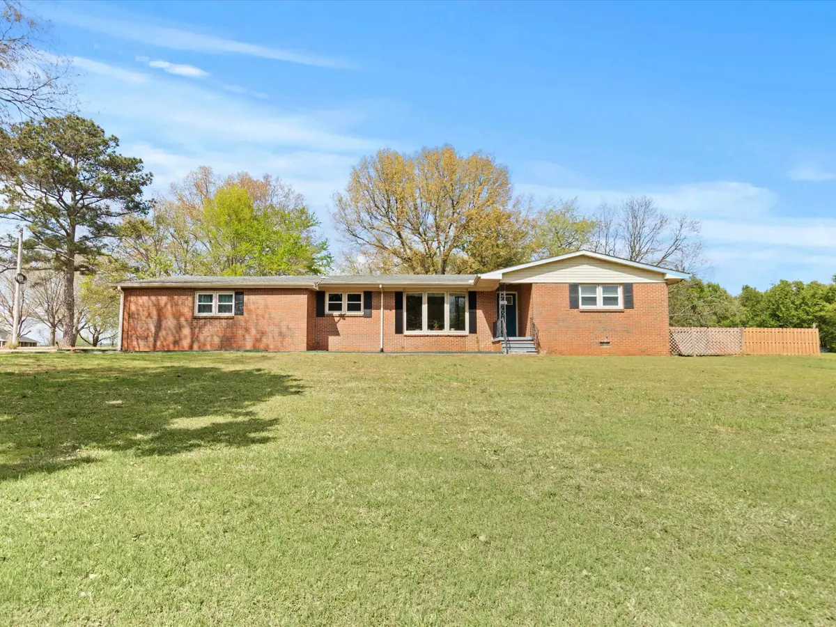 15652 Thompson Ln, Athens, AL 35611 - #1