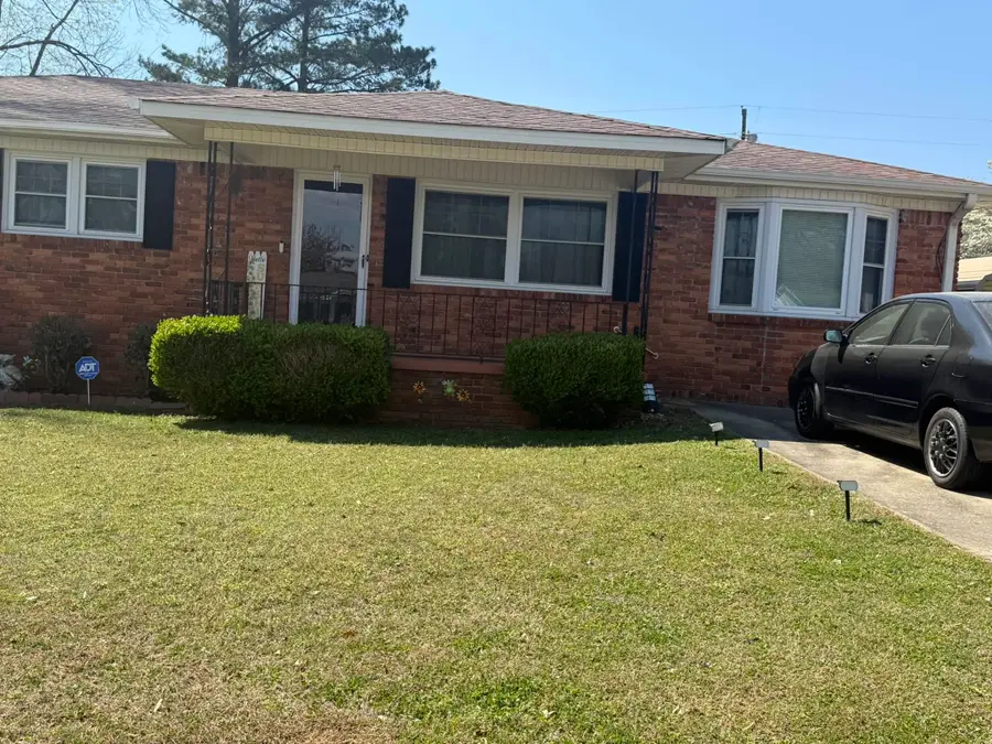 2205 Estaline Dr, Florence, AL 35630 - #3