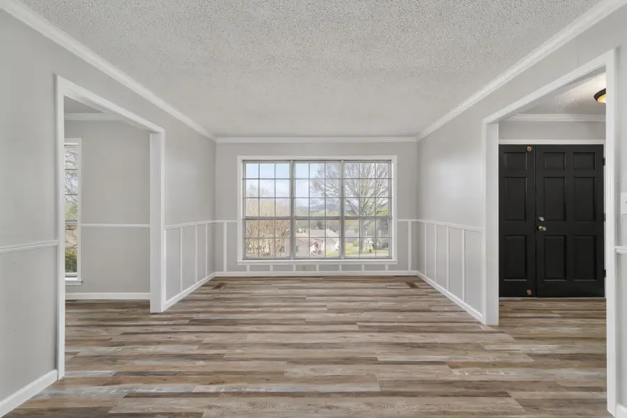 208 1st St, Russellville, AL 35653 - #3